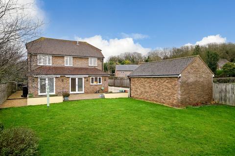 4 bedroom detached house for sale, Castle Hill Road, Totternhoe, LU6