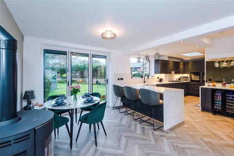 3 bedroom detached house for sale, Alderbank, Horwich, Bolton, Greater Manchester, BL6