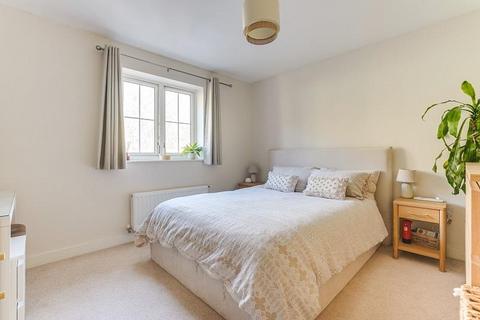 2 bedroom flat for sale, Parker Drive, Buntingford