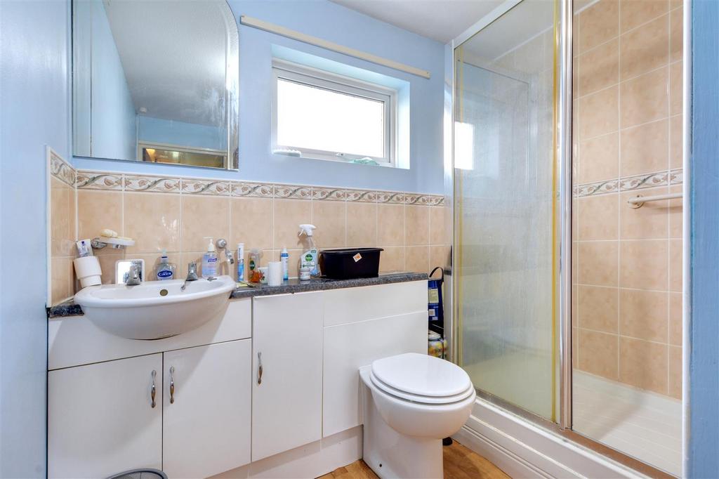 Shower Room 1.jpeg