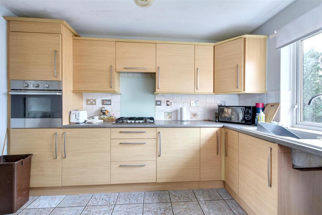 Kitchen 4.jpeg