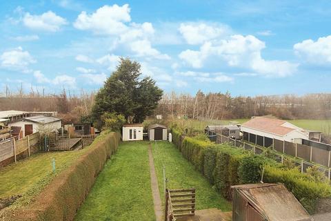 3 bedroom semi-detached house for sale, Bawtry Road, Sheffield