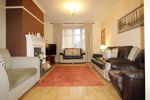 3 bedroom semi-detached house for sale, Bawtry Road, Sheffield