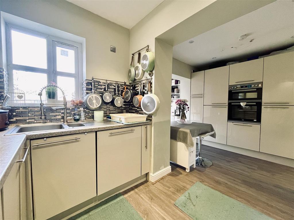 Breakfast Kitchen