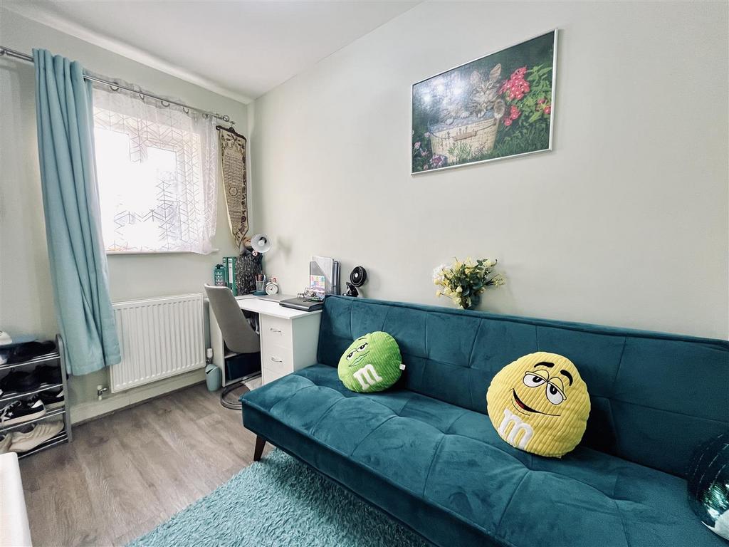 Bedroom 4/Study