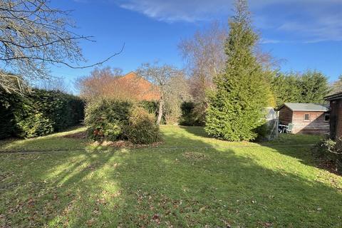 4 bedroom detached bungalow for sale, Grimstead Road, Salisbury SP5
