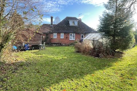 4 bedroom detached bungalow for sale, Grimstead Road, Salisbury SP5