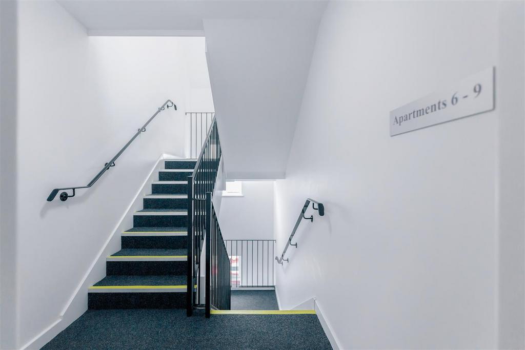 Staircase.jpg