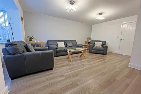 3 bedroom detached house for sale, Jayne Gardens, Peterborough PE6