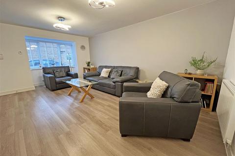 3 bedroom detached house for sale, Jayne Gardens, Peterborough PE6