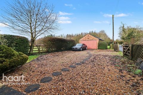3 bedroom detached house for sale, Grangewood, Botnay Bay, Swadlincote