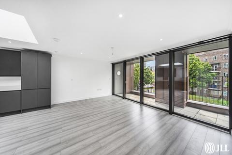 3 bedroom apartment to rent, Woodberry Grove London N4