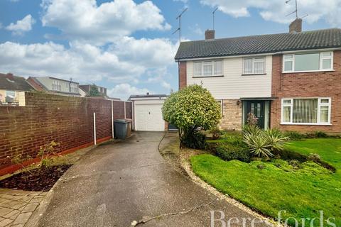 3 bedroom semi-detached house for sale, Further Meadow, Writtle, CM1