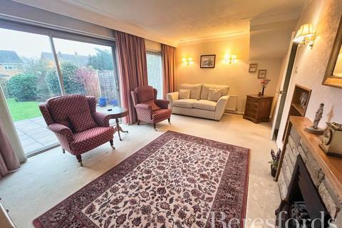 3 bedroom semi-detached house for sale, Further Meadow, Writtle, CM1