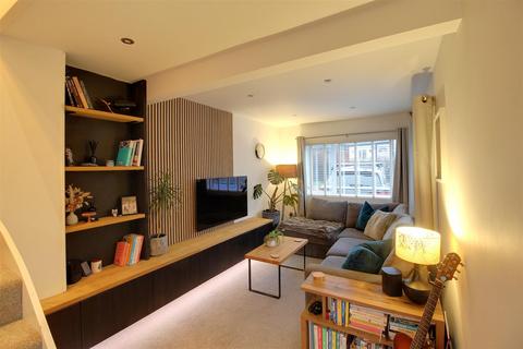 undefined, Stanleigh Terrace, Maisemore,