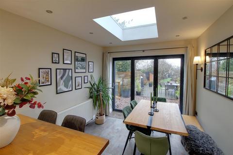 undefined, Stanleigh Terrace, Maisemore,