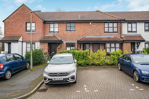 1 bedroom maisonette for sale, Englefield Close, Englefield Green, Egham, Surrey, TW20