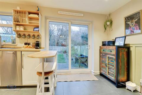 3 bedroom semi-detached house for sale, Gowy Close, Alsager