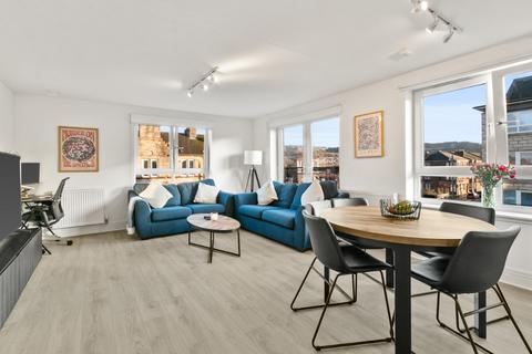 2 bedroom flat for sale, Castlegate Avenue, Dumbarton, West Dunbartonshire, G82