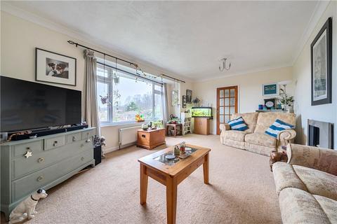 3 bedroom bungalow for sale, Carisbrooke Court, Romsey, Hampshire