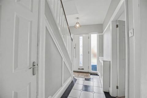 3 bedroom semi-detached house for sale, Byron Avenue, Long Eaton