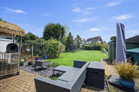 3 bedroom semi-detached house for sale, Byron Avenue, Long Eaton