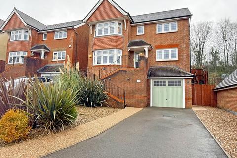 4 bedroom detached house for sale, Bryncae, Pontyclun CF72