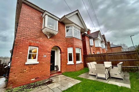 4 bedroom detached house for sale, Barrack Road, Bexhill-on-Sea, TN40