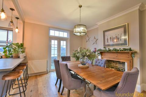 4 bedroom detached house for sale, Barrack Road, Bexhill-on-Sea, TN40