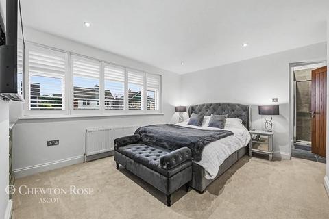 3 bedroom semi-detached house for sale, Prince Andrew Way, ASCOT