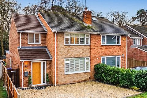 Prince Andrew Way, ASCOT