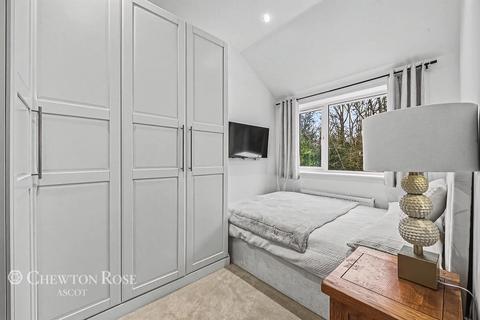 3 bedroom semi-detached house for sale, Prince Andrew Way, ASCOT