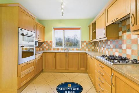 4 bedroom semi-detached house to rent, Baginton Road, Coventry CV3