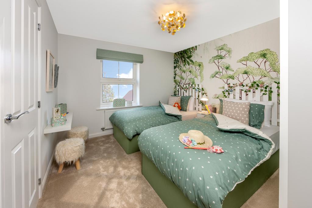 Foxglove bedroom 2