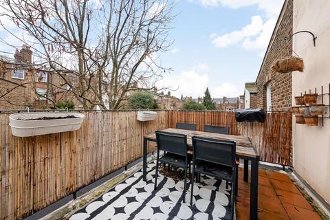 2 bedroom flat for sale, Deerbrook Road, Herne Hill, London, SE24