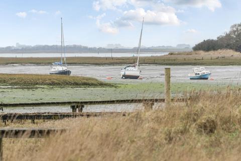 5 bedroom detached bungalow for sale, Smugglers Lane, Bosham, PO18