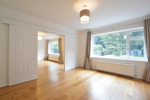 4 bedroom detached house to rent, Firlands, WEYBRIDGE, KT13