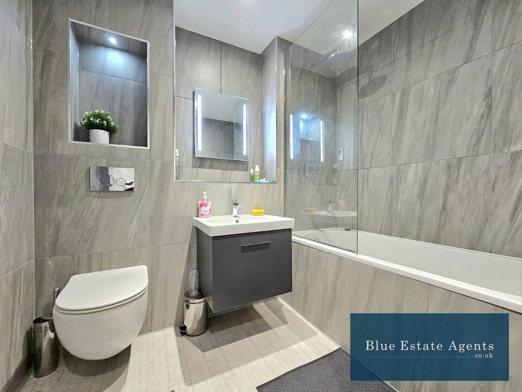 Bathroom Suite