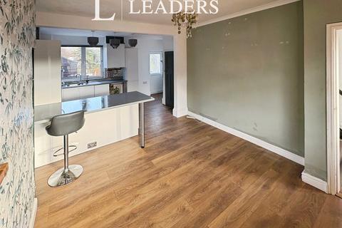 2 bedroom semi-detached house to rent, Helena Crescent, Leicester, Leicestershire, LE4