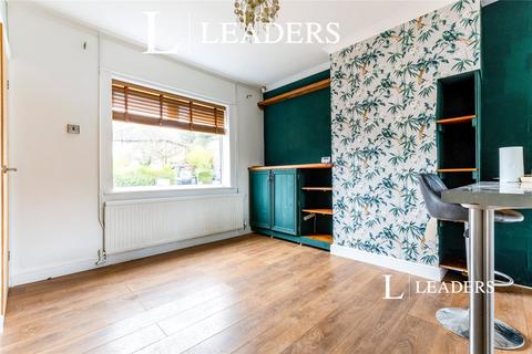 2 bedroom semi-detached house to rent, Helena Crescent, Leicester, Leicestershire, LE4