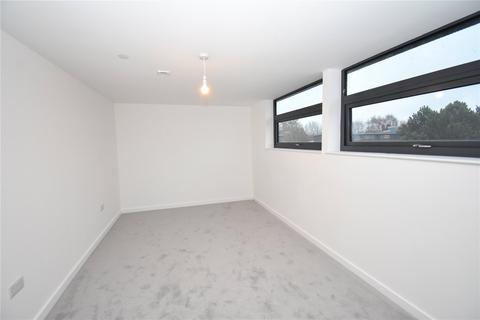 undefined, Carcaxient Square, London Road, Newbury, RG14