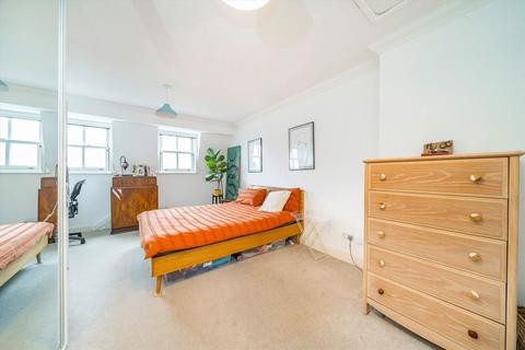 undefined, Sarum Terrace, London E3