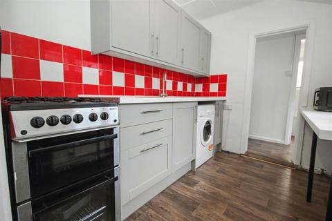 undefined, Cline Road, Guildford
