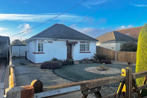 3 bedroom detached bungalow for sale, Hampton Lane, Blackfield, Southampton, Hampshire, SO45