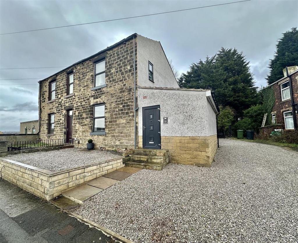Bramleys Estate Agents - White Lee Road (29).jpg