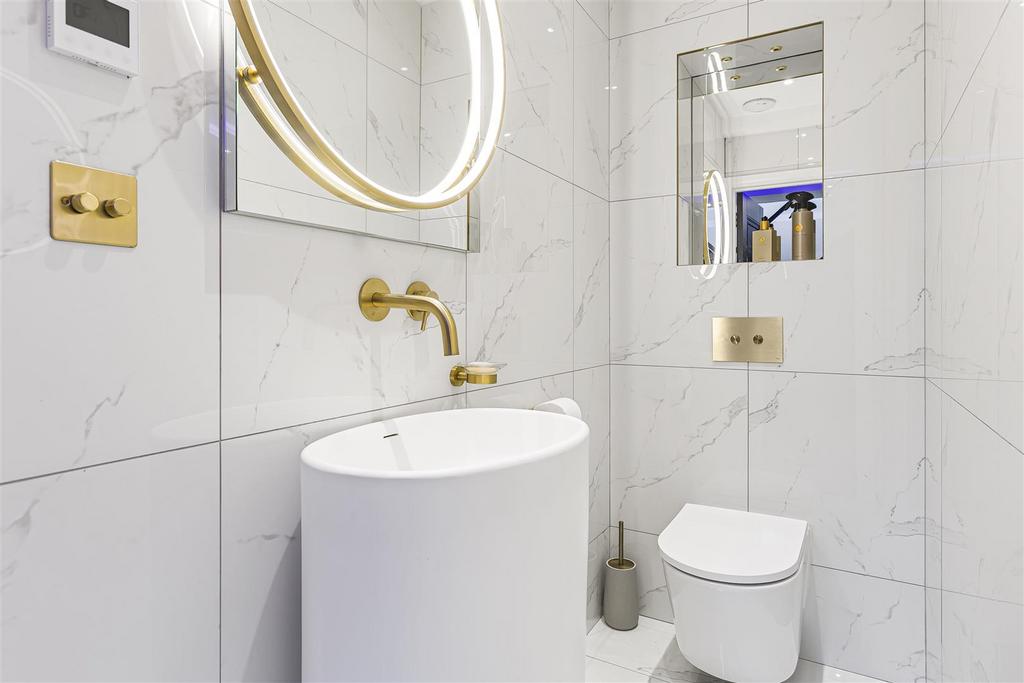 Guest Cloakroom