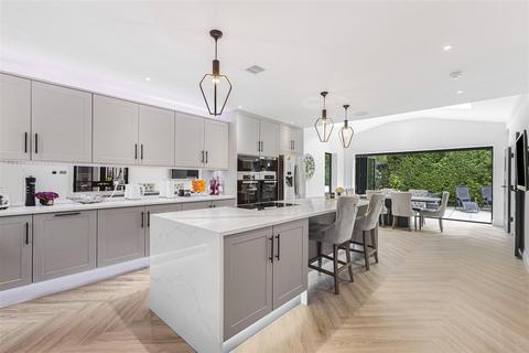 5 bedroom detached house for sale, The Drive, Radlett