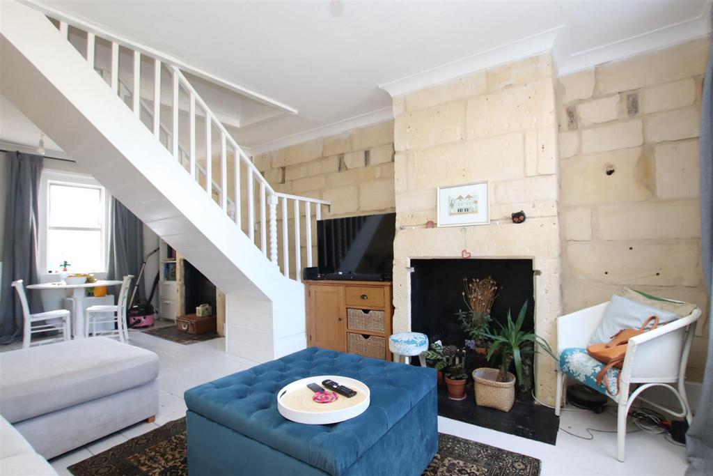 Living room.JPG