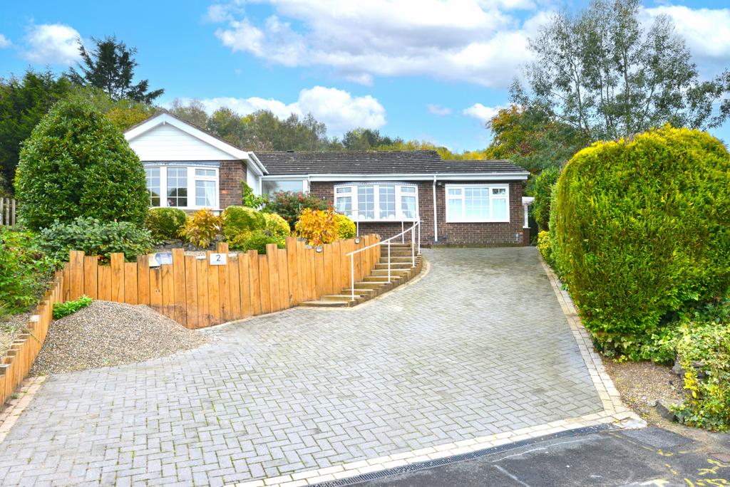 3 bedroom detached bungalow with stunning elevate