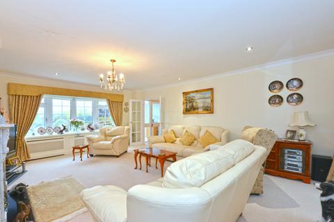 3 bedroom bungalow for sale, Walton avenue, Much Wenlock, TF13 6EZ